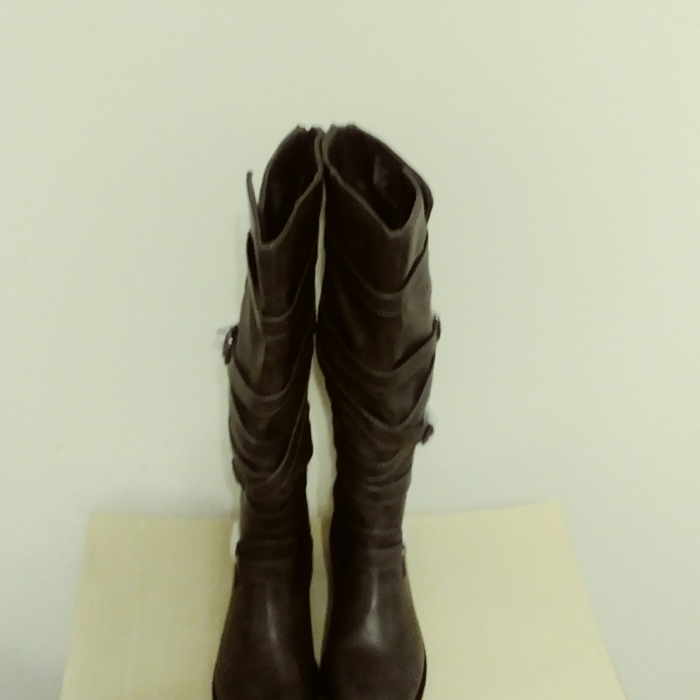 Nwot boot - Picture 2 of 4